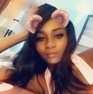 Meet your Posher, Latasha